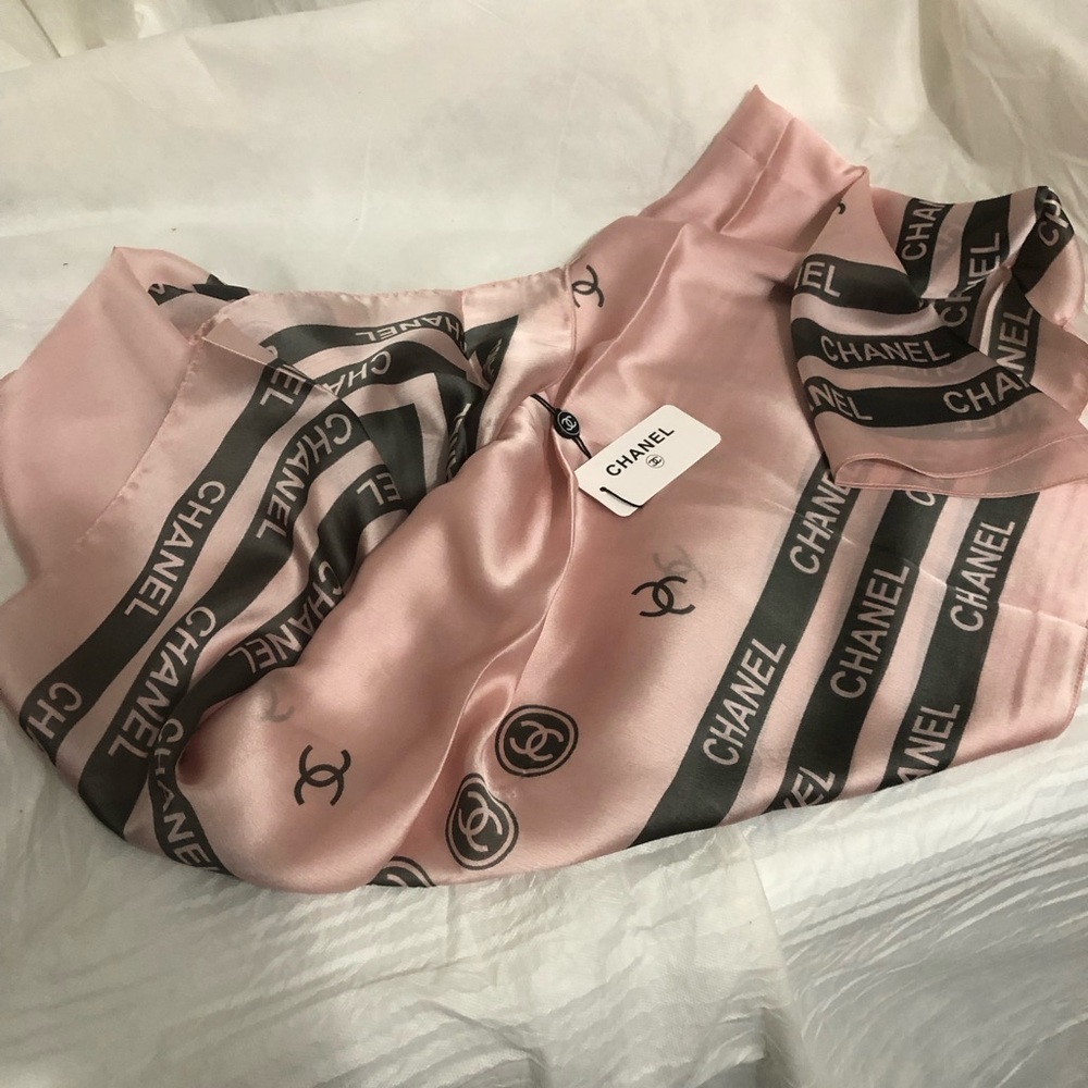 CHANEL Pink Stole/ Scarf NWT